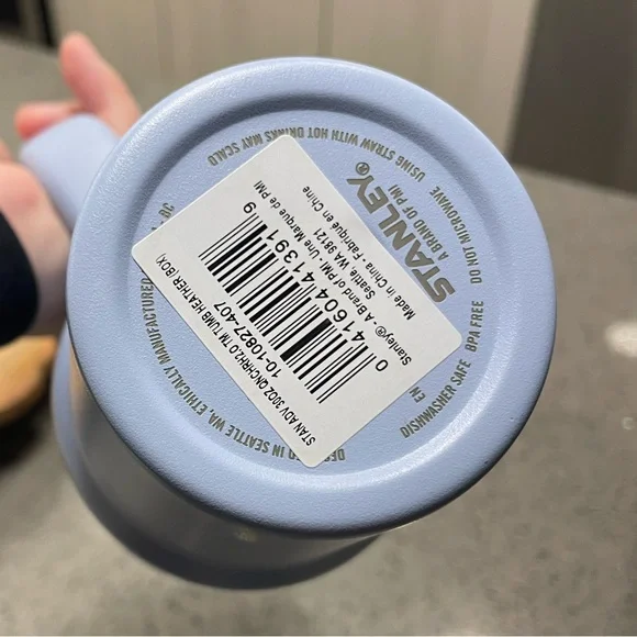 NWT STANLEY 30 OZ QUENCHER H2O TUMBLER- WITH ORIGINAL BOX - Picture 4 of 6